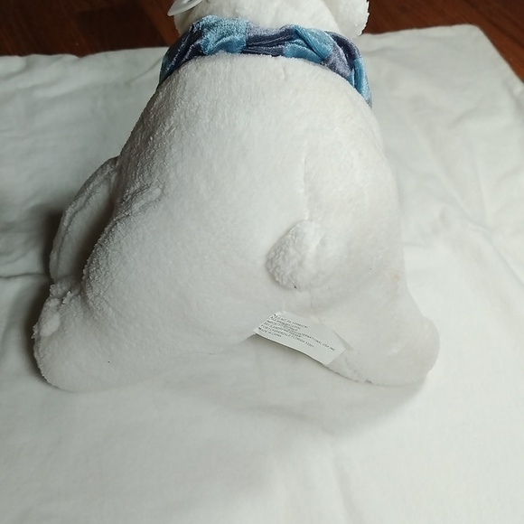 Polar Bear with Scarf stuff animal - Picture 5 of 9
